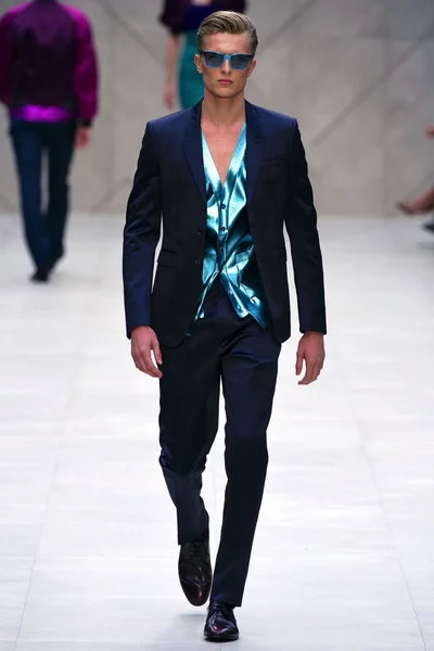 Look 41